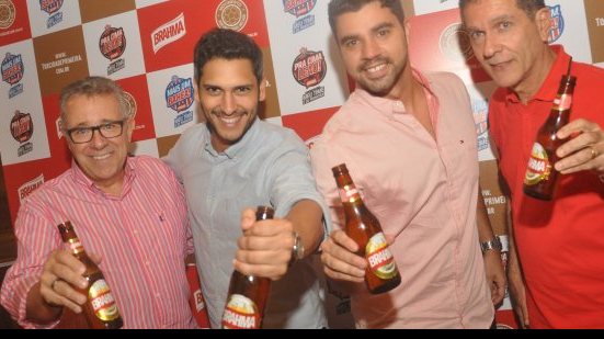 Imagem Veja a galeria de fotos do lançamento da campanha Meu time é de primeira