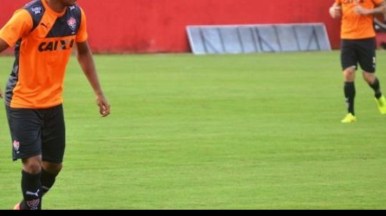 Imagem Com Rogério na vaga de Escudero, Vitória finaliza preparação para encarar Paraná