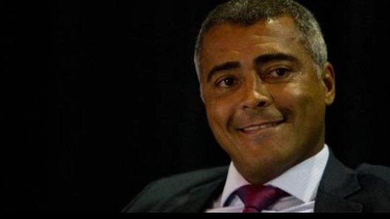 Imagem CPI da CBF é instalada com Romário como presidente