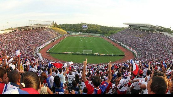 Imagem Copa do Brasil: Bahia faz promoção de ingressos para jogo de volta com Paysandu