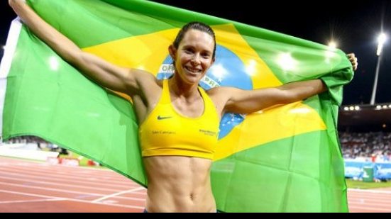 Imagem Fabiana Murer fica com a prata na prova de salto com vara no Pan
