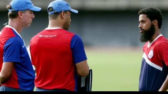 Imagem Técnico do Bahia elogia Ávine, mas não confirma titularidade diante do Botafogo