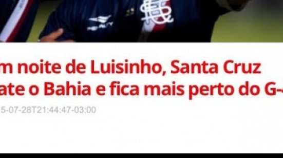 Imagem Zagueiro do Vitória parabeniza atleta do Santa Cruz por triunfo sobre o Bahia