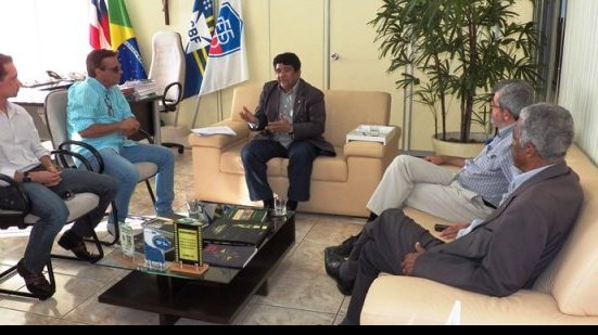 Imagem Governo e FBF selam parceria através da Sudesb para alavancar futebol feminino