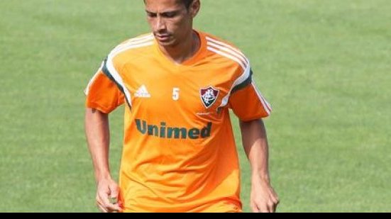 Imagem Ex-Bahia retorna ao Fluminense, mas já pode deixar o time carioca
