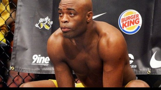 Imagem Comissão Atlética decidirá futuro de Anderson Silva até agosto, diz colunista