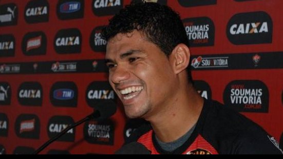 Imagem Enfim, Dakson assina rescisão com o Vitória e é o novo reforço do Náutico