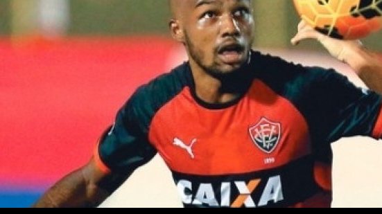 Imagem Zagueiro vai passar por cirurgia e desfalca o Vitória por cerca de oito semanas