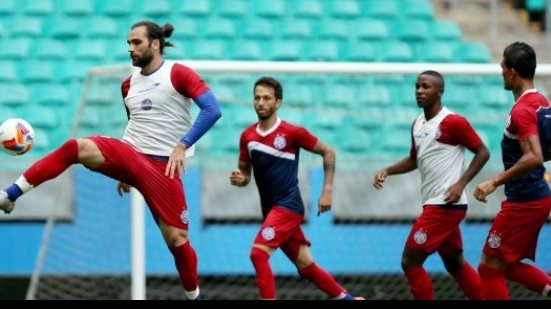 Imagem Bahia treina na Arena e testa time para duelo com o Boa