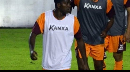 Imagem Lesionado, ex-Bahia não enfrenta o Tricolor baiano nesta noite