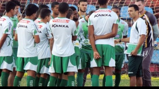 Imagem Na fuga do Z-4, oponente do Vitória ganhou 70% dos pontos em casa na Série B