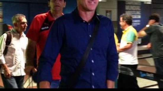 Imagem Na chegada a Salvador, Mancini reafirma desafio a rubro-negros: não tem desculpa