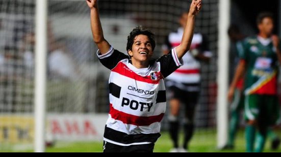 Imagem Destaque do Santa Cruz se lesiona e não enfrenta o Vitória