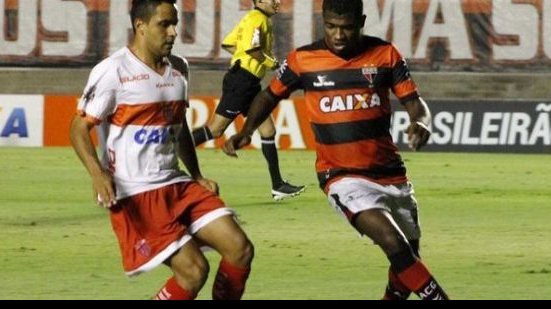 Imagem Emprestado ao Atlético-GO, volante não enfrenta o Bahia