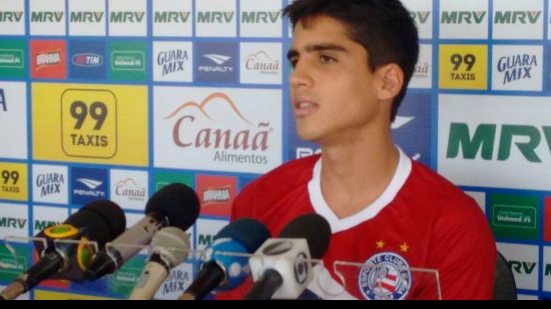 Imagem Gustavo Blanco comemora atuação em 90 minutos após quase quatro anos