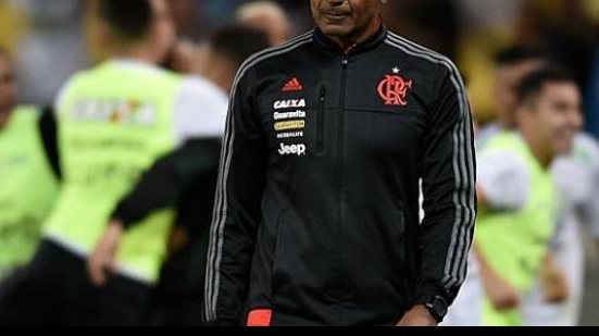 Imagem Após insultos raciais, Cristóvão Borges desiste de levar caso à polícia