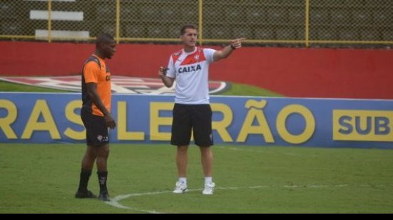 Imagem Com retorno de argentino, Mancini relaciona 20 atletas para duelo desta terça