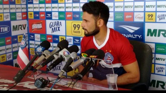 Imagem Apesar da vantagem, Maxi quer Bahia ofensivo contra o Sport