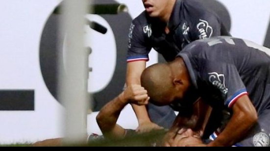 Imagem De olho em fase internacional da Sulamericana, Bahia encara Sport no Recife