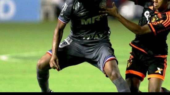 Imagem Veja os gols da partida que eliminou o Bahia da Copa Sulamericana