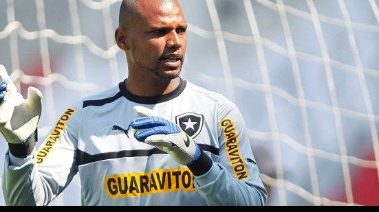 Imagem Na briga pela ponta da Série B, Botafogo perde craque por tempo indeterminado