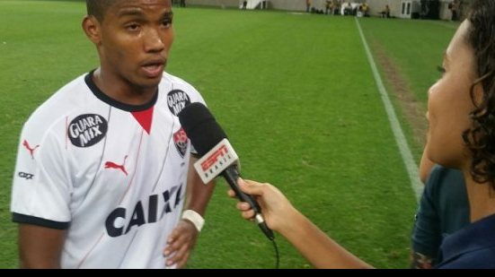 Imagem Gabriel completa um ano de Vitória e quer título contra ex-clube de presente