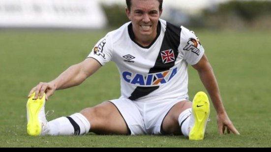Imagem Direção do Vitória confirma tentativa de contratar atacante do Vasco