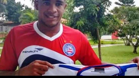 Imagem Jogador do Bahia teria feito gesto obsceno e até comissão técnica se envolveu