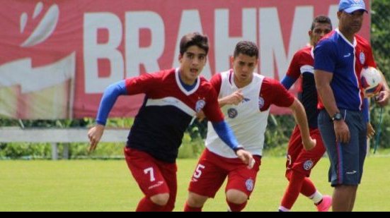 Imagem Com volta de Souza e Yuri improvisado, Bahia está pronto para encarar o Paraná