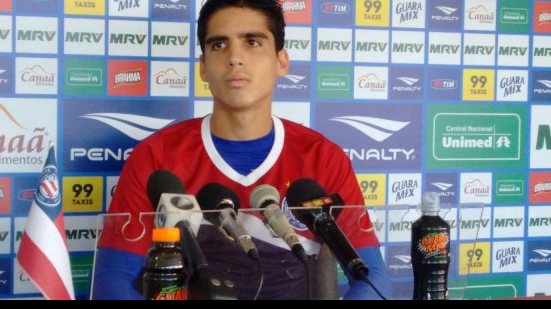 Imagem &quot;Ainda não caiu a ficha&quot;, diz Gustavo após marcar gol pelo Bahia
