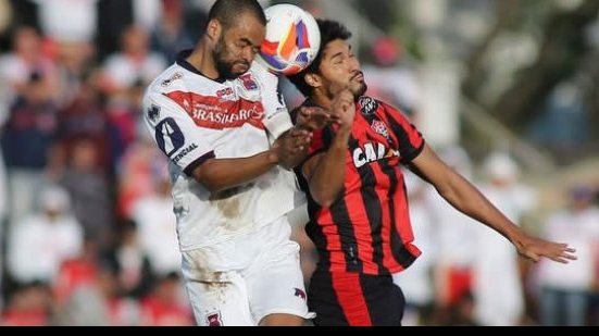 Imagem Adversário do Bahia, Paraná não perde há quatro jogos em casa na Série B