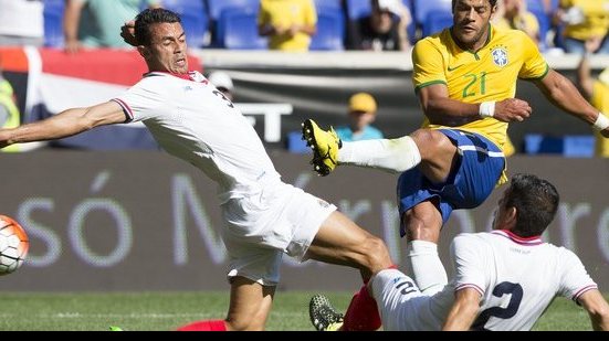 Imagem Hulk marca e Brasil vence Costa Rica em primeiro amistoso após a Copa América
