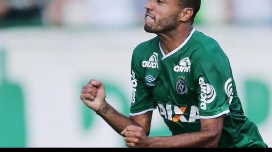 Imagem Bahia negocia contratação de atacante ex-Vitória