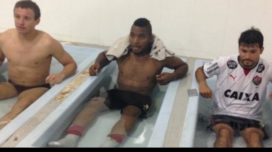 Imagem Vitória desembarca em Salvador e se reapresenta nesta segunda