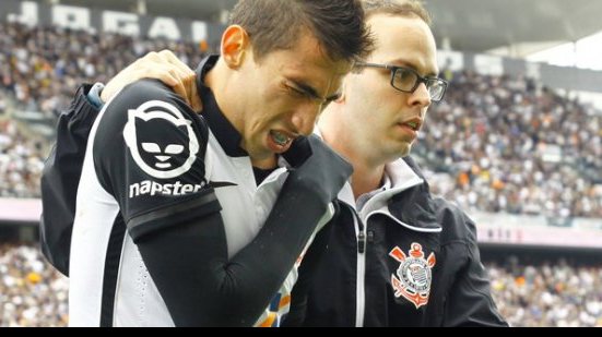 Imagem Ex-Vitória se lesiona e só volta a atuar pelo Corinthians na próxima temporada