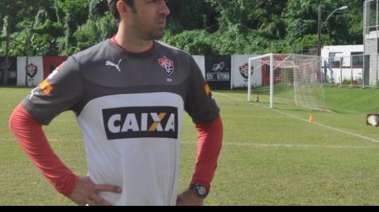 Imagem Técnico campeão da Copa do Brasil sub-17 deixa o Vitória e vai para o Palmeiras