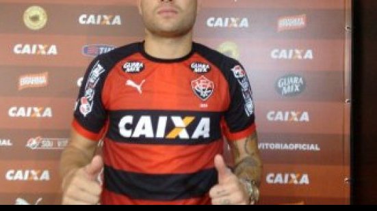 Imagem Zagueiro volta e meia segue como dúvida no Vitória para encarar o ABC