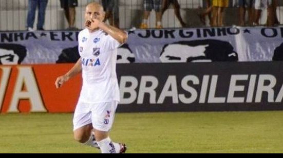 Imagem Recuperado de lesão, ex-Vitória deve ser titular no ABC contra o Leão