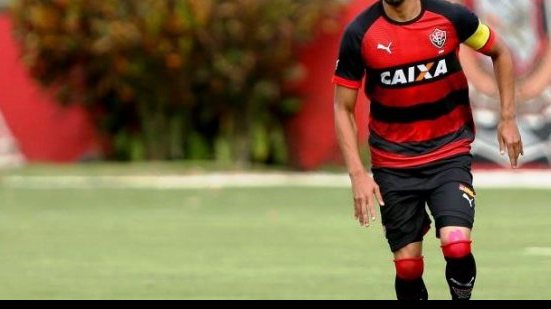 Imagem Depois de Léo Gamalho, Santos mira contratação de ex-Vitória para 2016