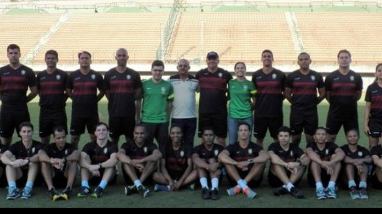 Imagem CBF inicia treinamento com árbitros em Salvador
