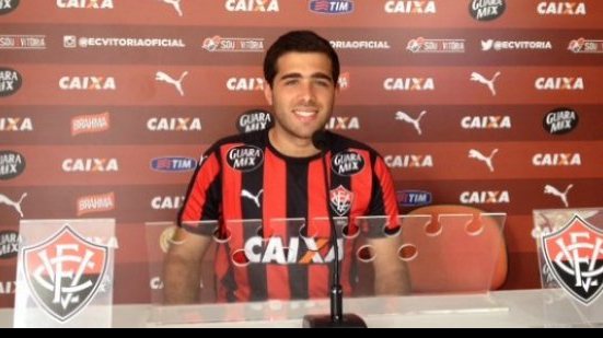 Imagem Torcedor vai representar o Vitória em campeonato mundial do game FIFA 2015
