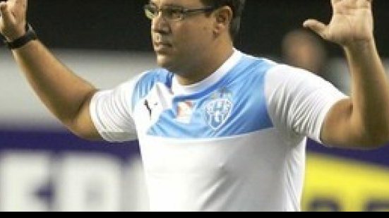 Imagem Técnico do Paysandu prevê jogo complicado com Vitória mas quer triunfo na Fonte