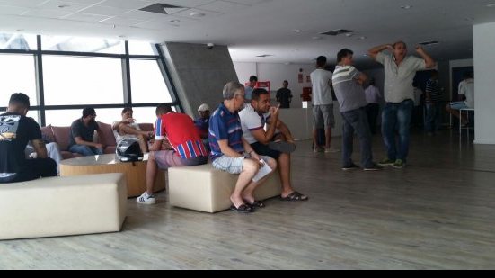 Imagem Movimento em Central de Atendimento ao Sócio do Bahia é intenso