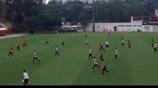Imagem Vitória finaliza preparação com rachão e está pronto para clássico BAVI decisivo