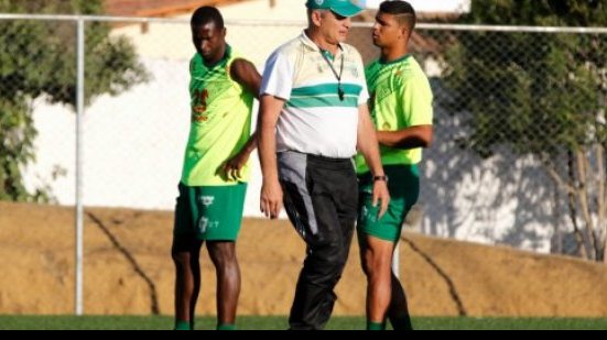 Imagem Por conta de alta temperatura, Conquisa quer alterar estreia da Copa Governador
