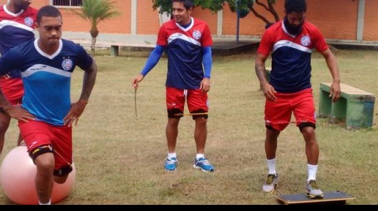 Imagem Sob comando de Charles, elenco do Bahia faz trabalho físico no Fazendão