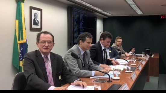 Imagem Em Brasília, advogado representa o Vitória em debate sobre formação de atletas 