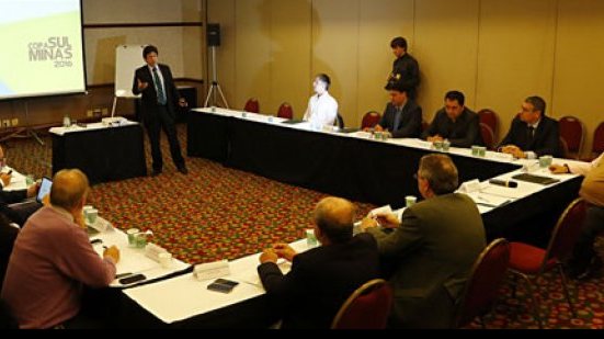 Imagem Após reunião, CBF autoriza Liga Sul-Minas para 2016