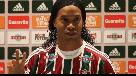 Imagem Após deixar o Fluminense, Ronaldinho recebe proposta de clube de Malásia