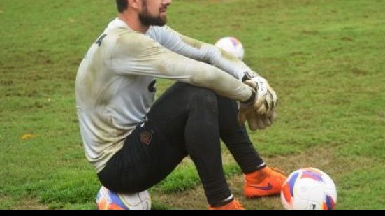 Imagem Fernando Miguel diz que fica à disposição do Vitória na reta final da Série B